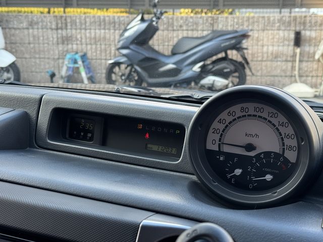 TOYOTA BB 2004 Image 31