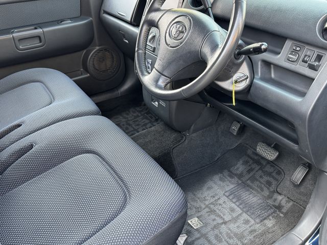 TOYOTA BB 2004 Image 31