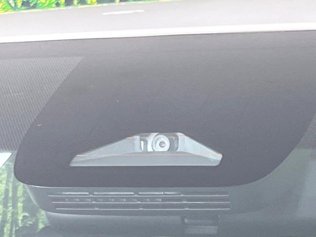 TOYOTA NOAH 2023 Image 31