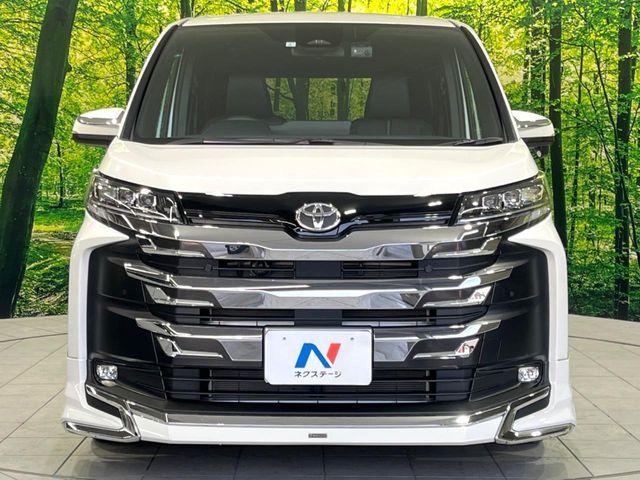 TOYOTA NOAH 2023 Image 31