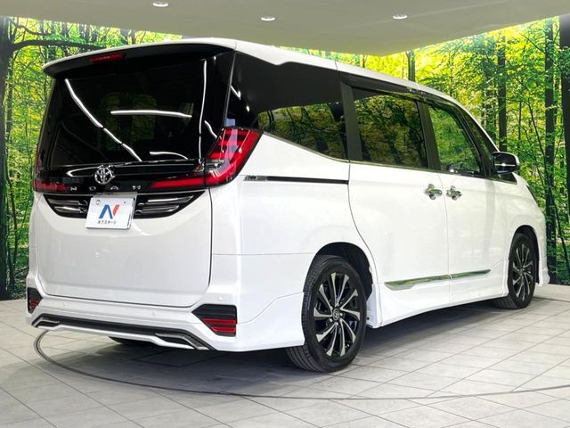 TOYOTA NOAH 2023 Image 31
