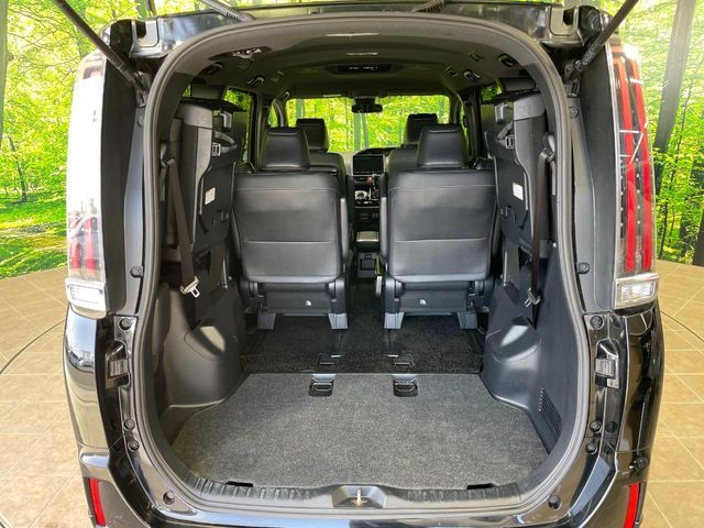 TOYOTA ESQUIRE 2018 Image 31