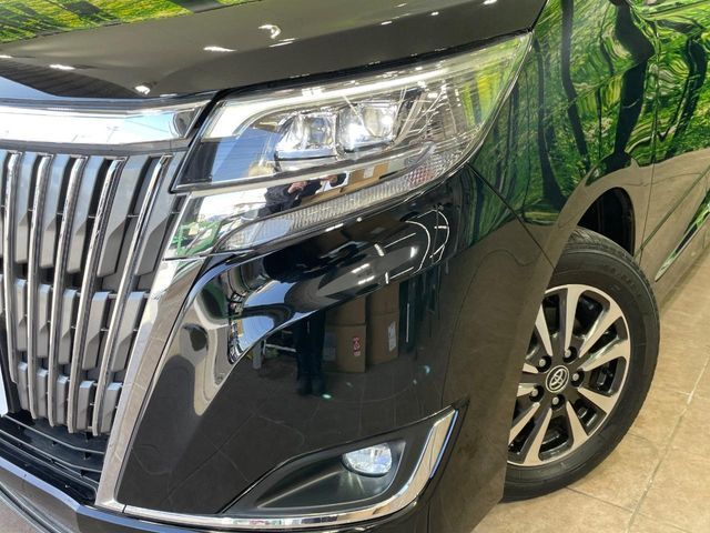 TOYOTA ESQUIRE 2018 Image 31