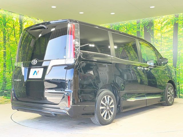 TOYOTA ESQUIRE 2018 Image 31