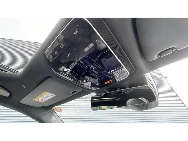 MERCEDES BENZ E CLAS 2024 Image 31