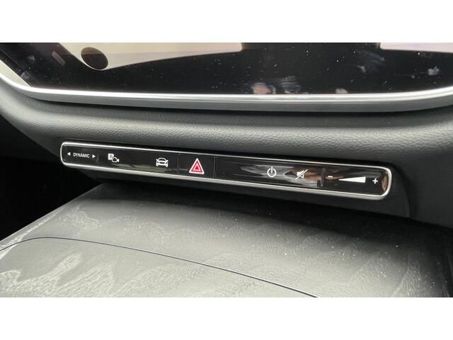 MERCEDES BENZ E CLAS 2024 Image 31