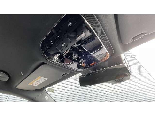 MERCEDES BENZ E CLAS 2024 Image 31