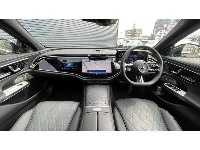 MERCEDES BENZ E CLAS 2024 Image 31