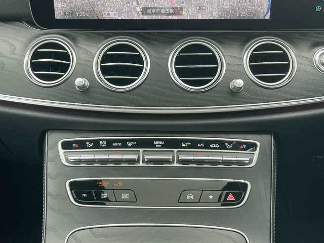 MERCEDES BENZ E CLAS 2024 Image 31