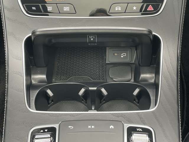 MERCEDES BENZ E CLAS 2024 Image 31