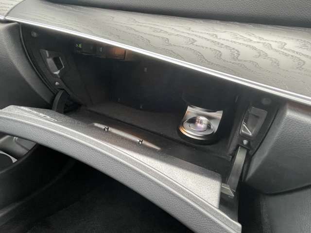 MERCEDES BENZ E CLAS 2024 Image 31