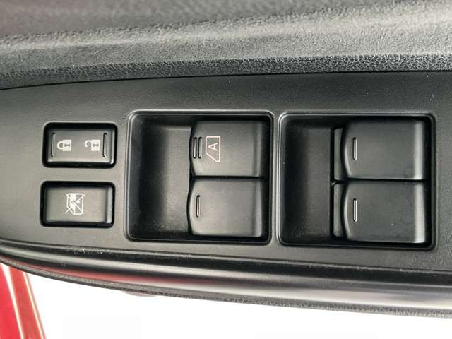 NISSAN NOTE 2017 Image 31