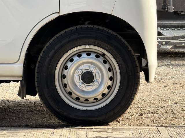 DAIHATSU HIJET CARGO 4WD 2010 Image 31