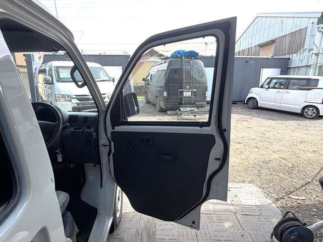 DAIHATSU HIJET CARGO 4WD 2010 Image 31