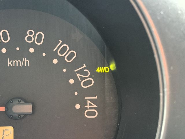 DAIHATSU HIJET CARGO 4WD 2010 Image 31