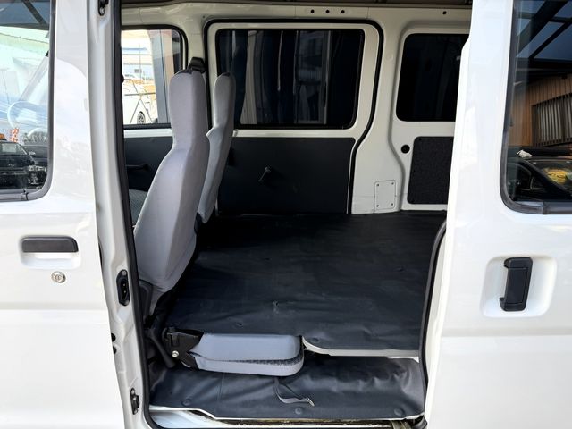 DAIHATSU HIJET CARGO 4WD 2010 Image 31