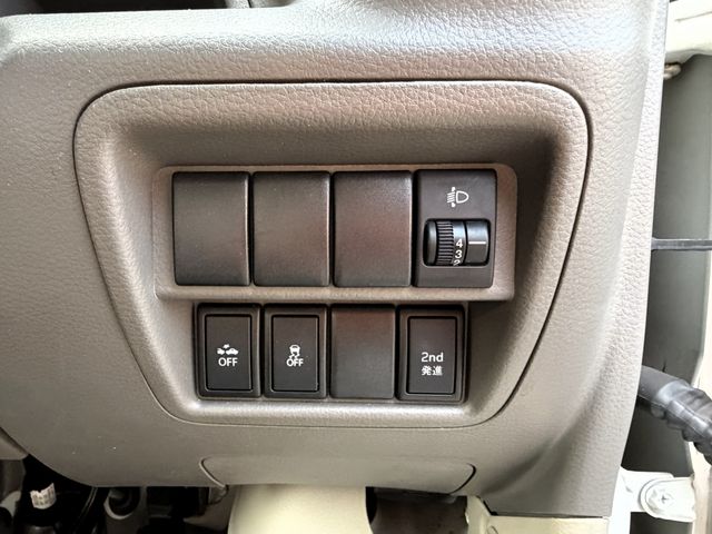 NISSAN NV100 CLIPPER 2019 Image 31