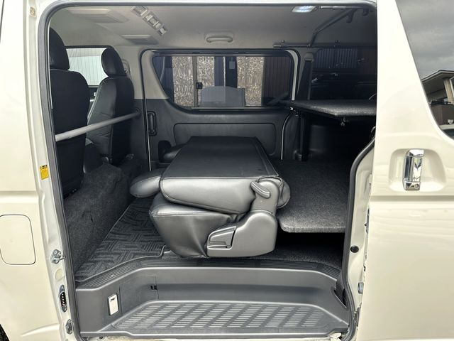 TOYOTA HIACE VAN 4WD 2011 Image 31