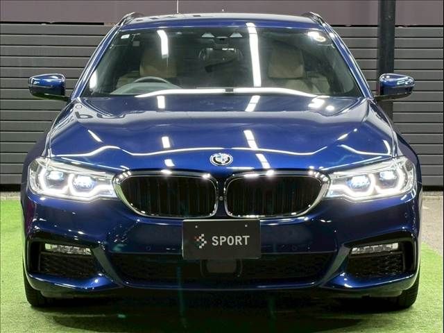 BMW 5SERIES TOURING 2017 Image 31
