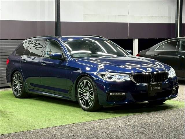 BMW 5SERIES TOURING 2017 Image 31