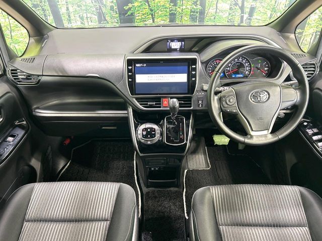 TOYOTA VOXY 2019 Image 31