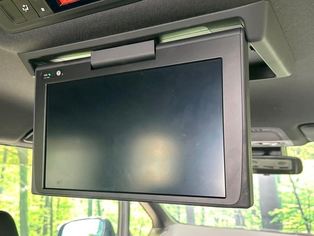 TOYOTA VOXY 2019 Image 31