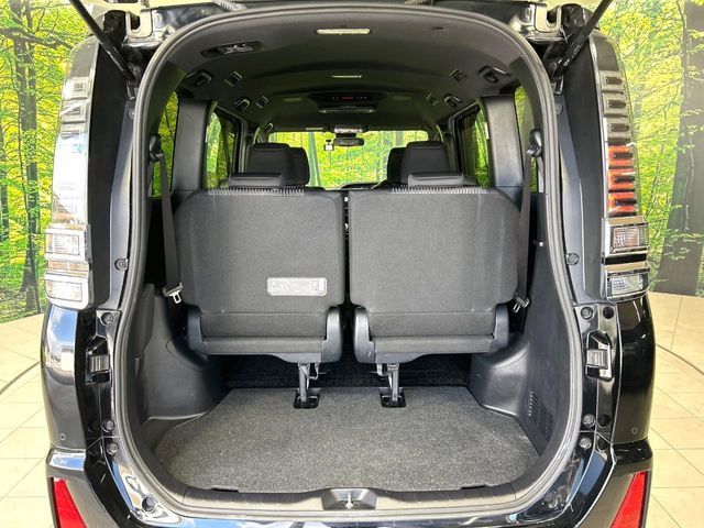 TOYOTA VOXY 2019 Image 31