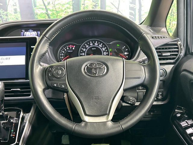 TOYOTA VOXY 2019 Image 31