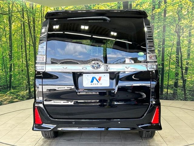 TOYOTA VOXY 2019 Image 31