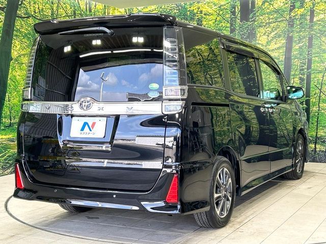 TOYOTA VOXY 2019 Image 31