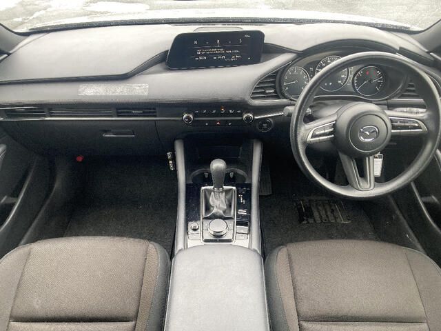 MAZDA 3 FASTBACK 2023 Image 31