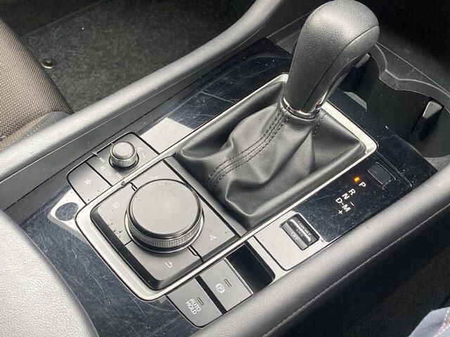 MAZDA 3 FASTBACK 2023 Image 31