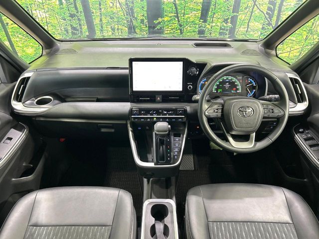 TOYOTA NOAH HYBRID 2024 Image 31