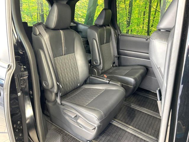 TOYOTA NOAH HYBRID 2024 Image 31