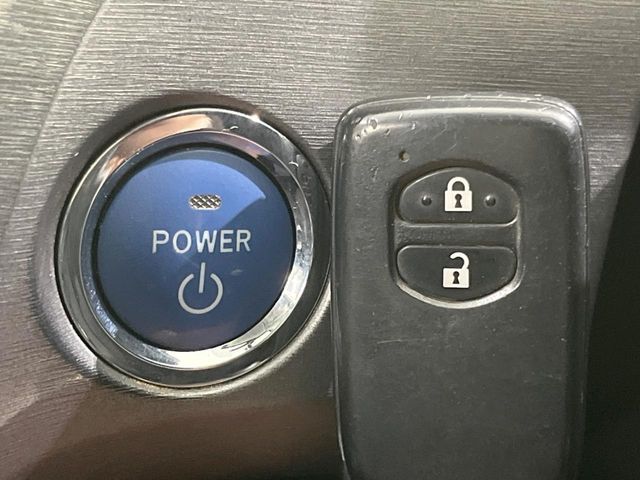 TOYOTA PRIUS 2014 Image 31