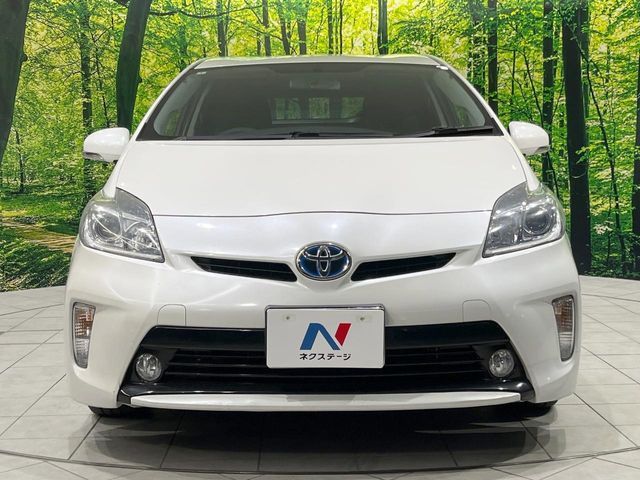 TOYOTA PRIUS 2014 Image 31