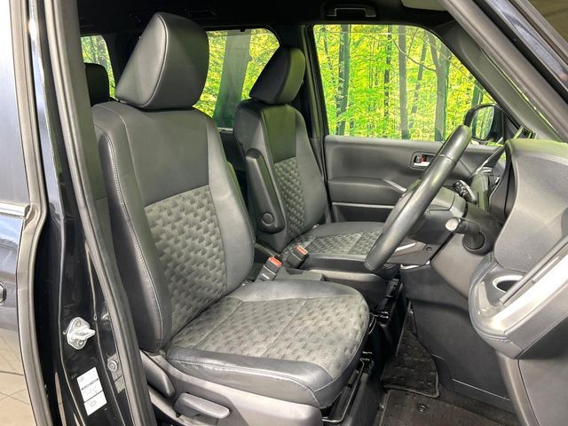 TOYOTA VOXY 2022 Image 31