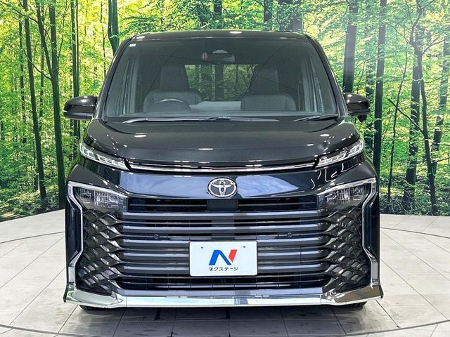TOYOTA VOXY 2022 Image 31