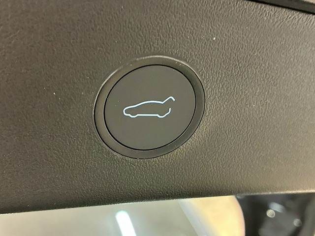 TESLA MODEL 3 2021 Image 31
