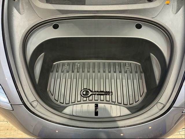 TESLA MODEL 3 2021 Image 31