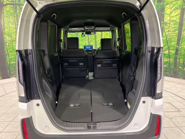 HONDA N BOX CUSTOM 2024 Image 31