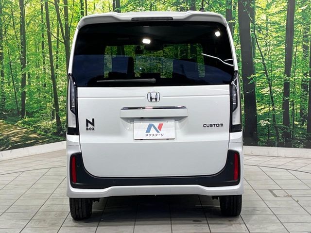 HONDA N BOX CUSTOM 2024 Image 31