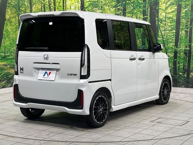 HONDA N BOX CUSTOM 2024 Image 31