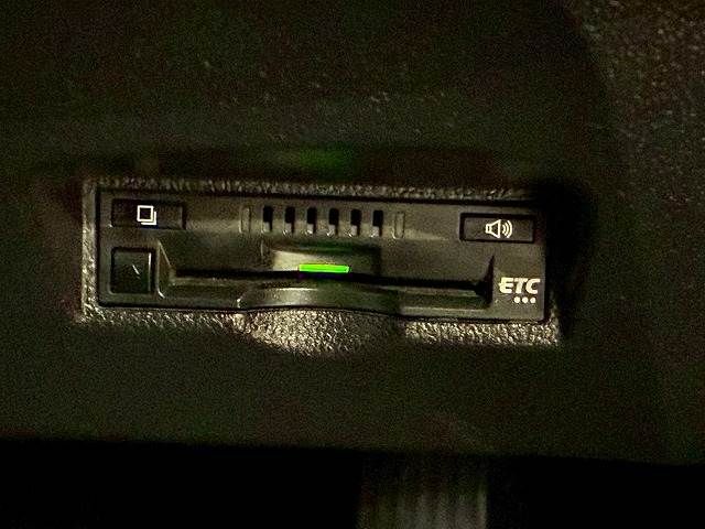 TOYOTA PRIUS 2019 Image 31