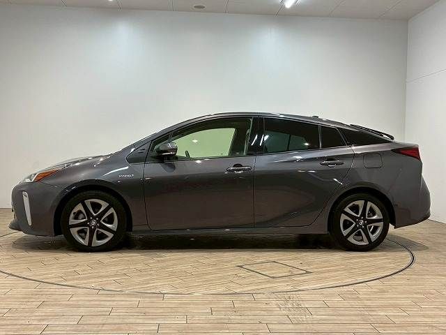 TOYOTA PRIUS 2019 Image 31