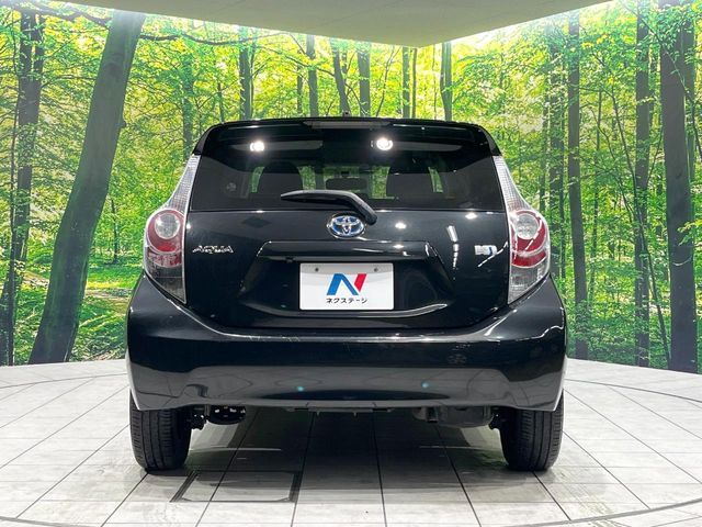 TOYOTA AQUA 2013 Image 31