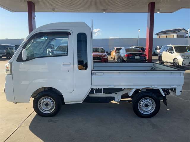 DAIHATSU HIJET TRUCK 4WD 2018 Image 31