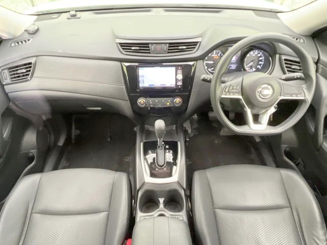 NISSAN X-TRAIL 2WD 2017 Image 31