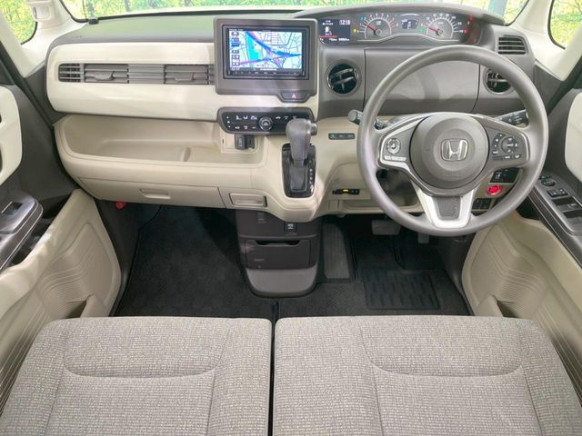 HONDA N BOX 2018 Image 31