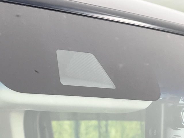 HONDA N BOX 2018 Image 31